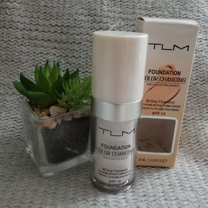 TLM Color Changing SPF 15 Foundation